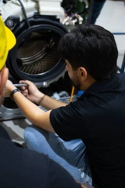 Manutenção em Lavadora de Roupas